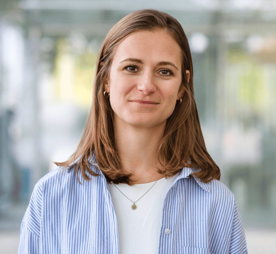 coach-5041-1772381864-jpg